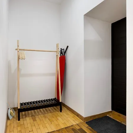 на площі ринок 3 * 利沃夫