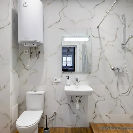 на площі ринок 3 Appartement *