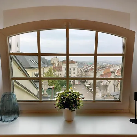 на площі ринок 3 Lviv