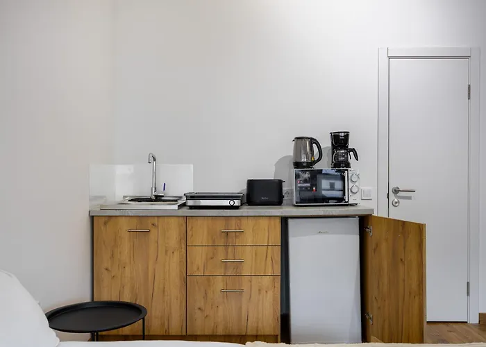 на площі ринок 3 *